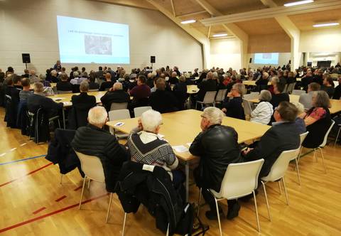 Borgermøde I Hallen